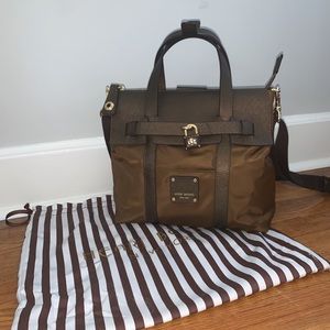 Henri Bendel’s Jetsetter Bag